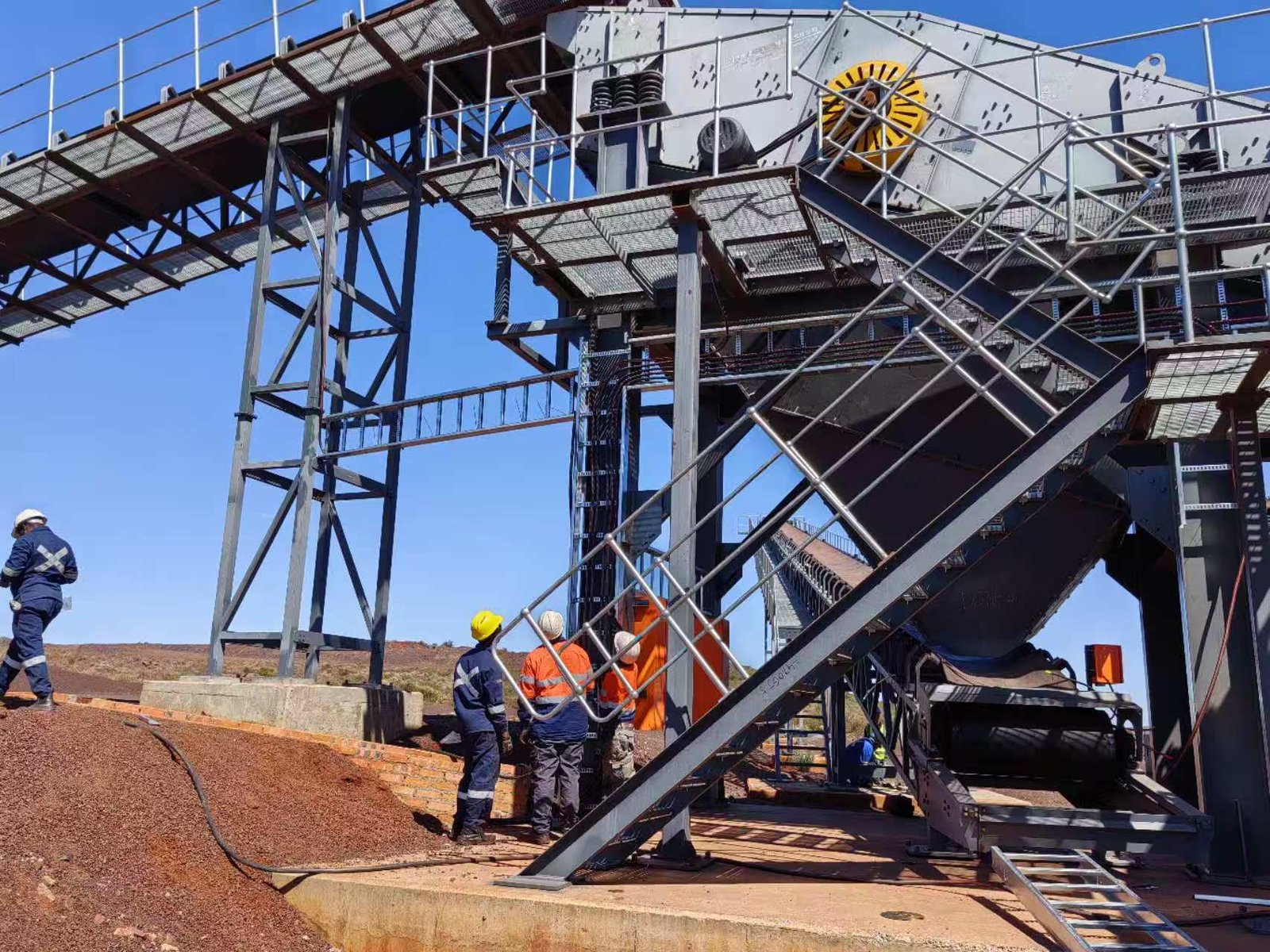 Grinding equipment shown in the South Africa gold-mine project reference